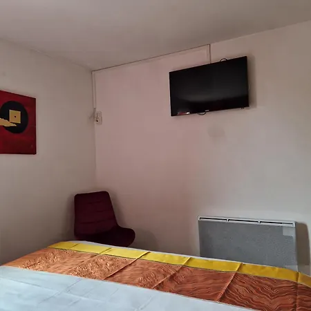 Prest'Hôtel Épinal Extérieur photo