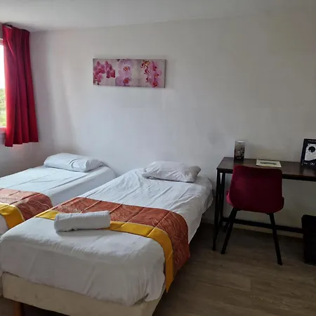 Prest'Hôtel Épinal Extérieur photo