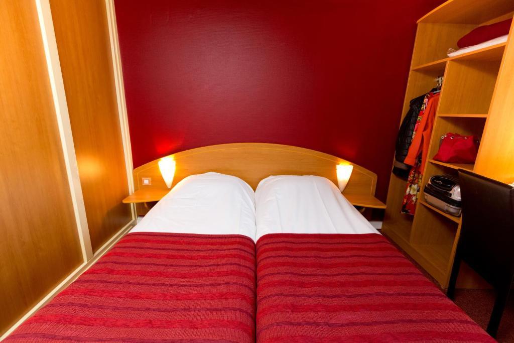 Hotel Prest'hotel Chavelot 2*
